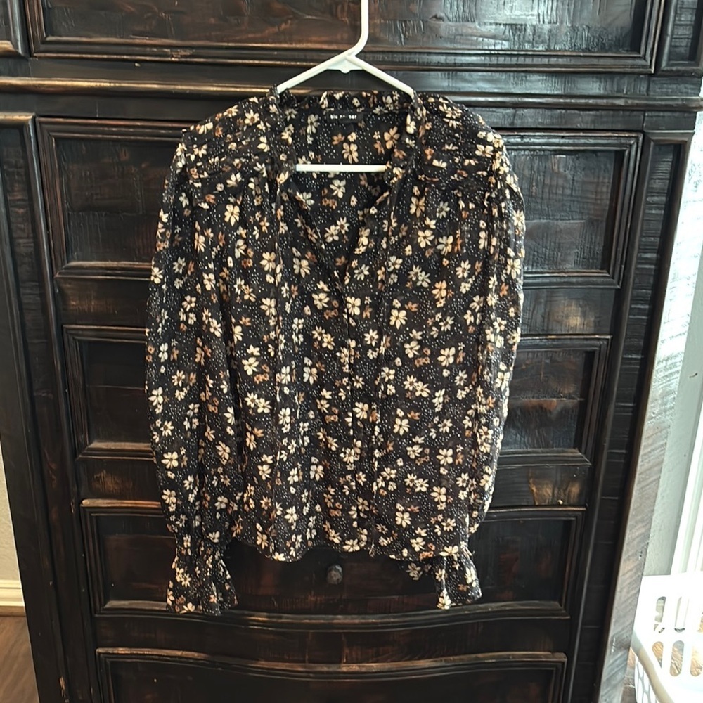 Blu Pepper Black and Cream Ruffled Blouse